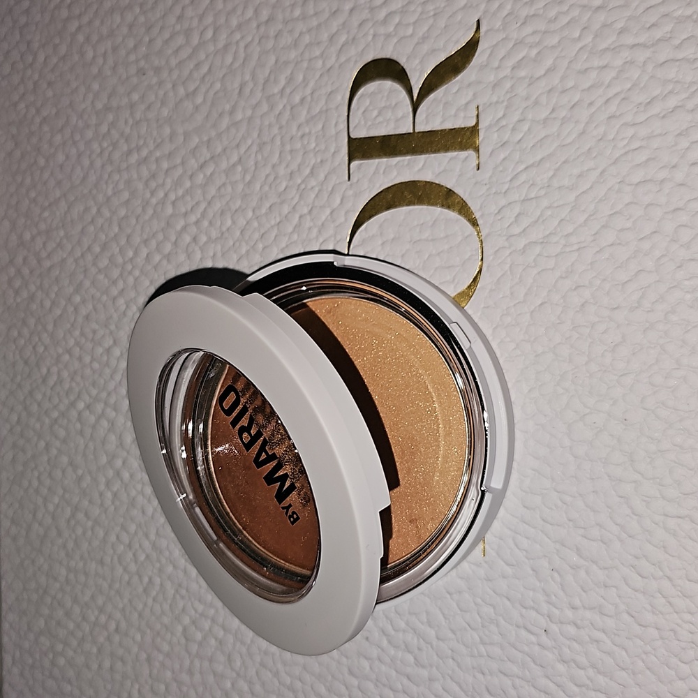 New makeup by Mario radiant skin powder